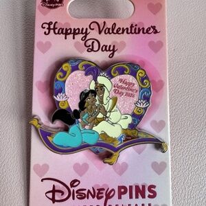 2026 Disney Parks Aladdin & Jasmine Magic Carpet Happy Valentine’s Day Pin LR